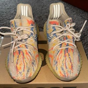 Size 7 Men’s / 8.5 Women’s - Adidas Yeezy Boost 350 V2 Low MX Oat. Original Box